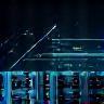 Server-Racks symbolisieren skalierbares Hosting